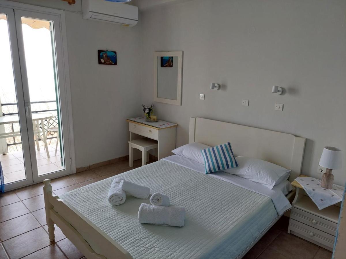 Twins Apartments 尼基亚娜 外观 照片